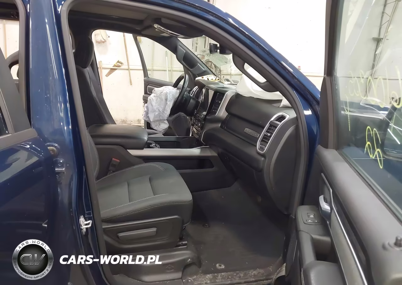 2022 Ram 1500 Big Horn 4X4 5'7 Box VIN:1C6RRFFG0NN477694 - 5