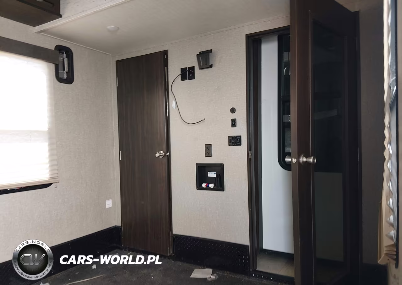 2019 Grand Design Travel Trlr VIN:573FM4533K1113696 - 8