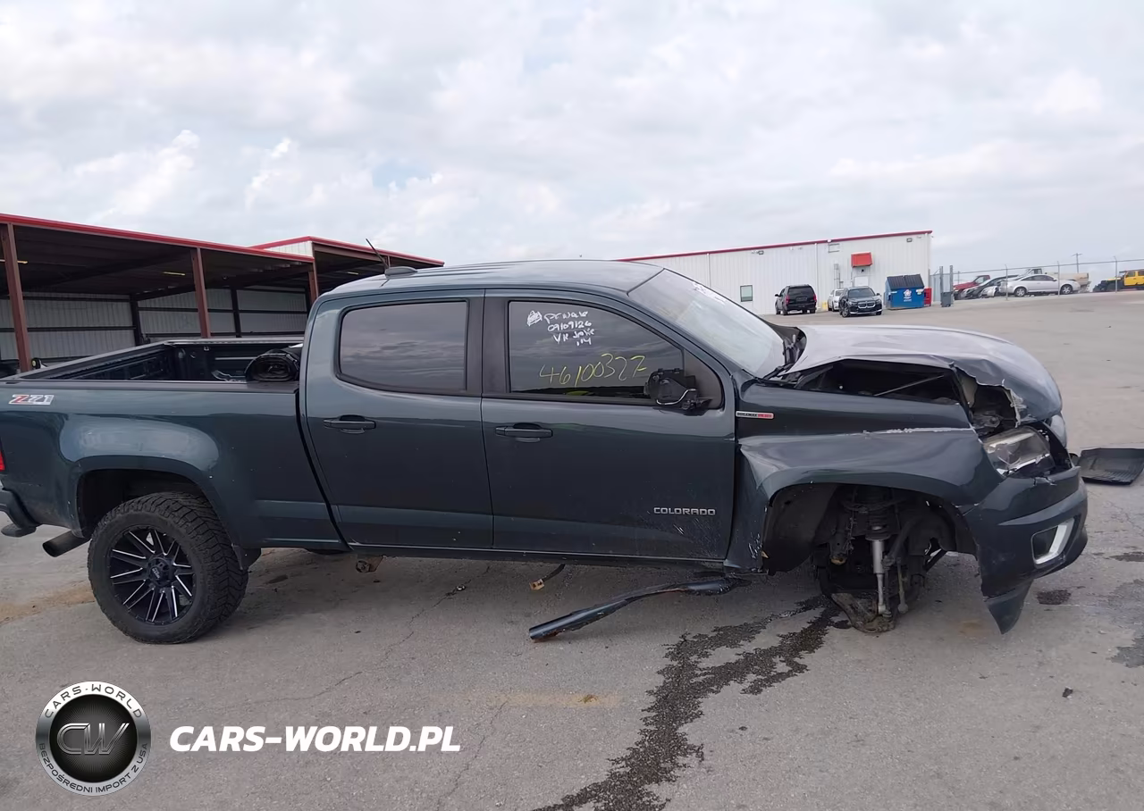 2017 Chevrolet Colorado Z71 VIN:1GCPTDE10H1170010 - 14