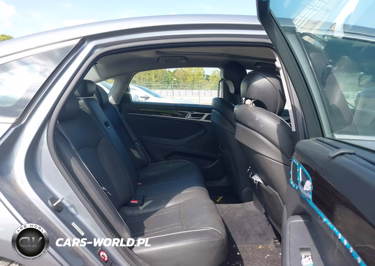 2015 Hyundai Genesis 3.8 VIN:KMHGN4JEXFU034722 - 8