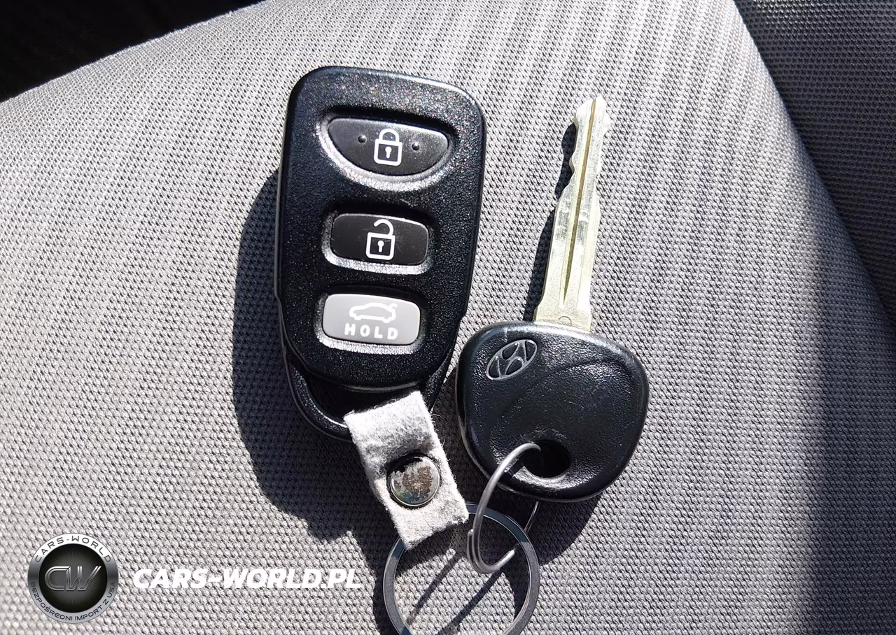 2012 Hyundai Elantra Gls VIN:5NPDH4AE7CH064099 - 10
