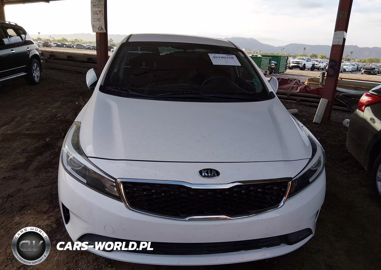 2018 Kia Forte Lx VIN:3KPFK4A79JE183589 - 16