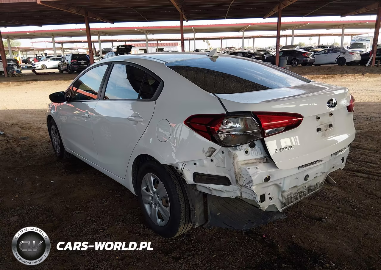 2018 Kia Forte Lx VIN:3KPFK4A79JE183589 - 3