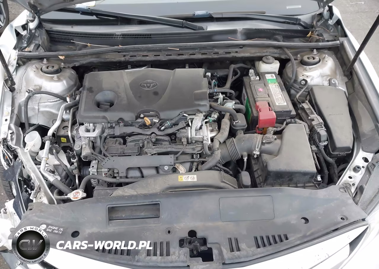 2018 Toyota Camry Le VIN:4T1B11HK6JU123793 - 10