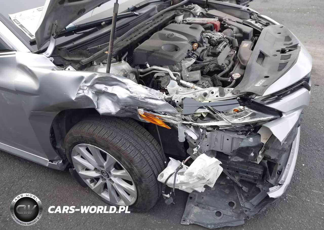 2018 Toyota Camry Le VIN:4T1B11HK6JU123793 - 6