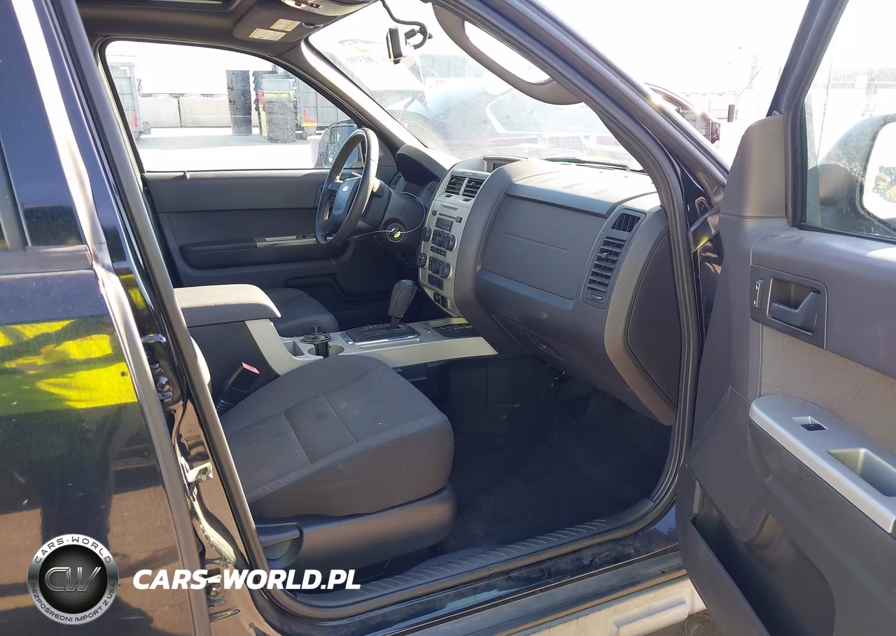 2010 Ford Escape Xlt VIN:1FMCU0D78AKD40250 - 5