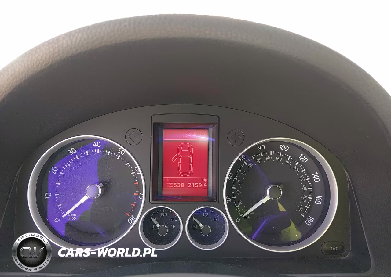 2008 Volkswagen R32 VIN:WVWKC71K68W008881 - 7