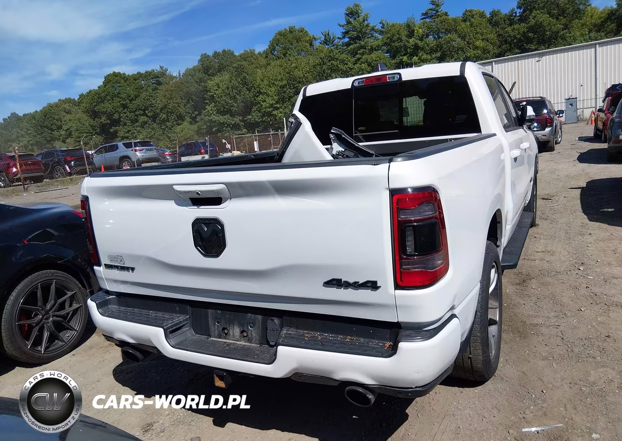 2019 Ram 1500 Sport VIN:1C6SRFTT9KN881804 - 17