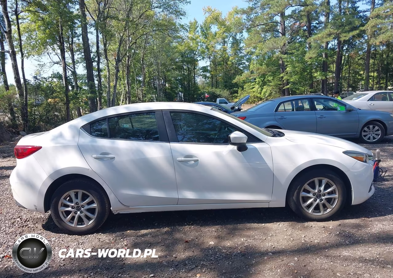 2017 Mazda Mazda3 Sport VIN:3MZBN1U76HM105297 - 13