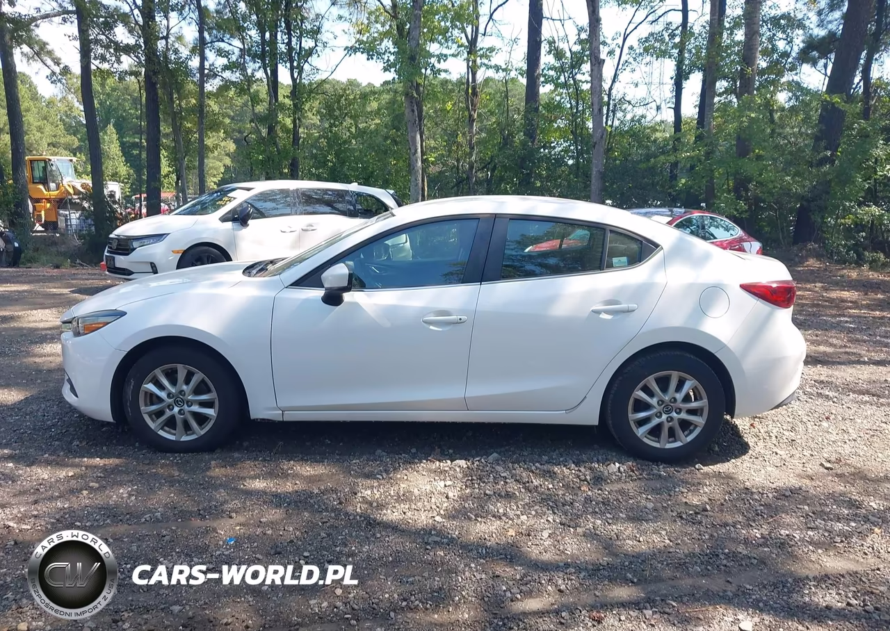 2017 Mazda Mazda3 Sport VIN:3MZBN1U76HM105297 - 14
