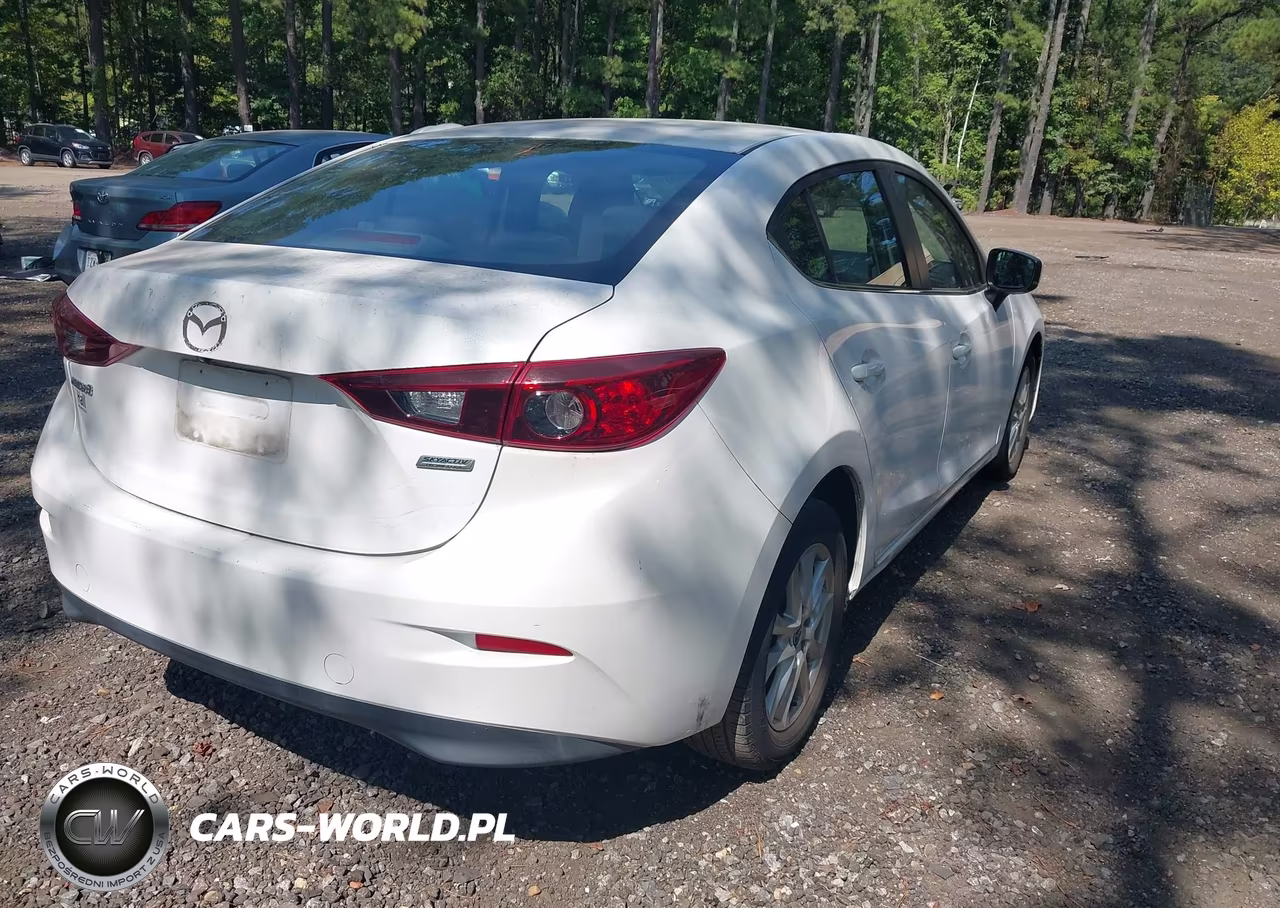 2017 Mazda Mazda3 Sport VIN:3MZBN1U76HM105297 - 4