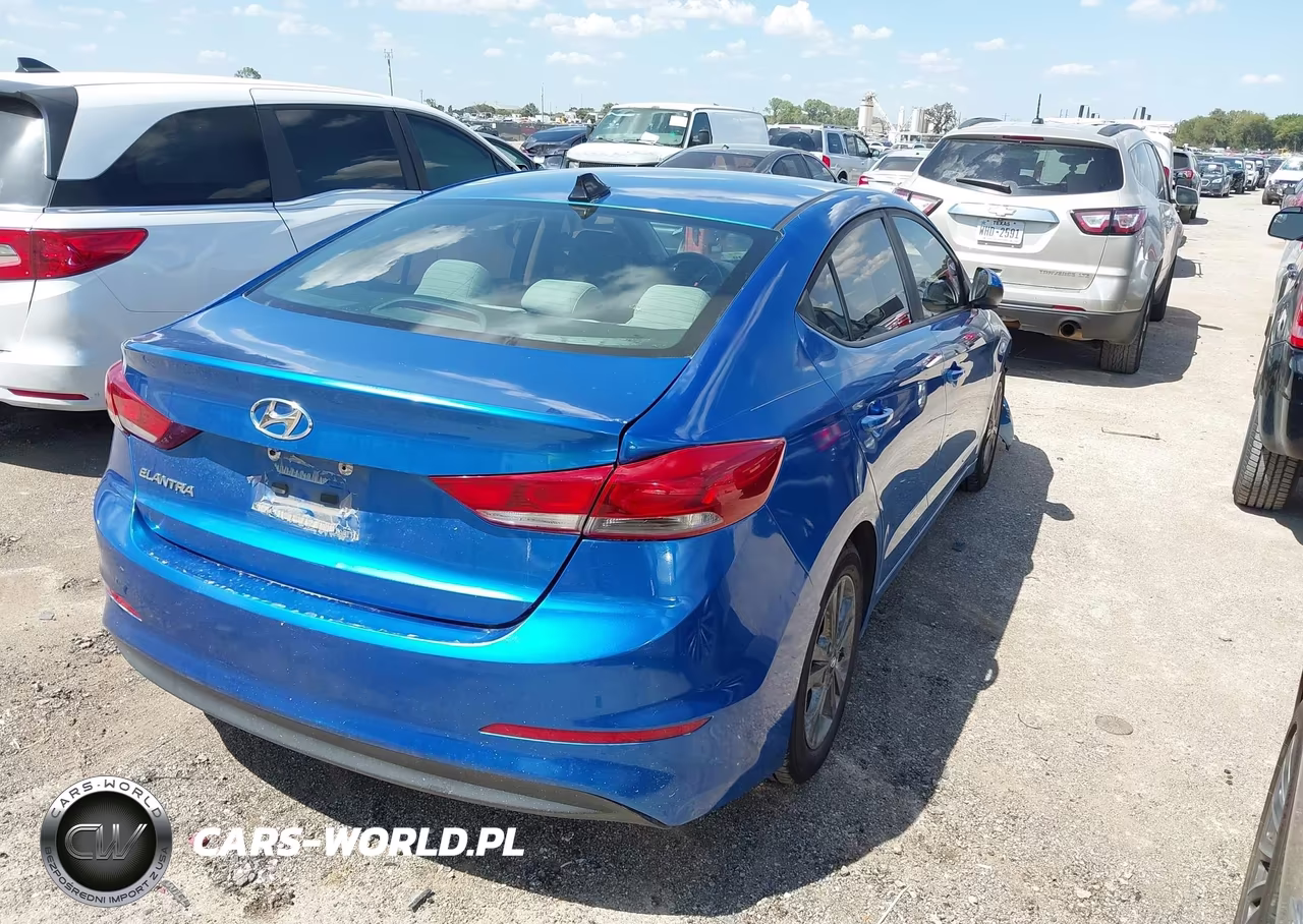 2017 Hyundai Elantra Se VIN:5NPD84LF9HH011451 - 4