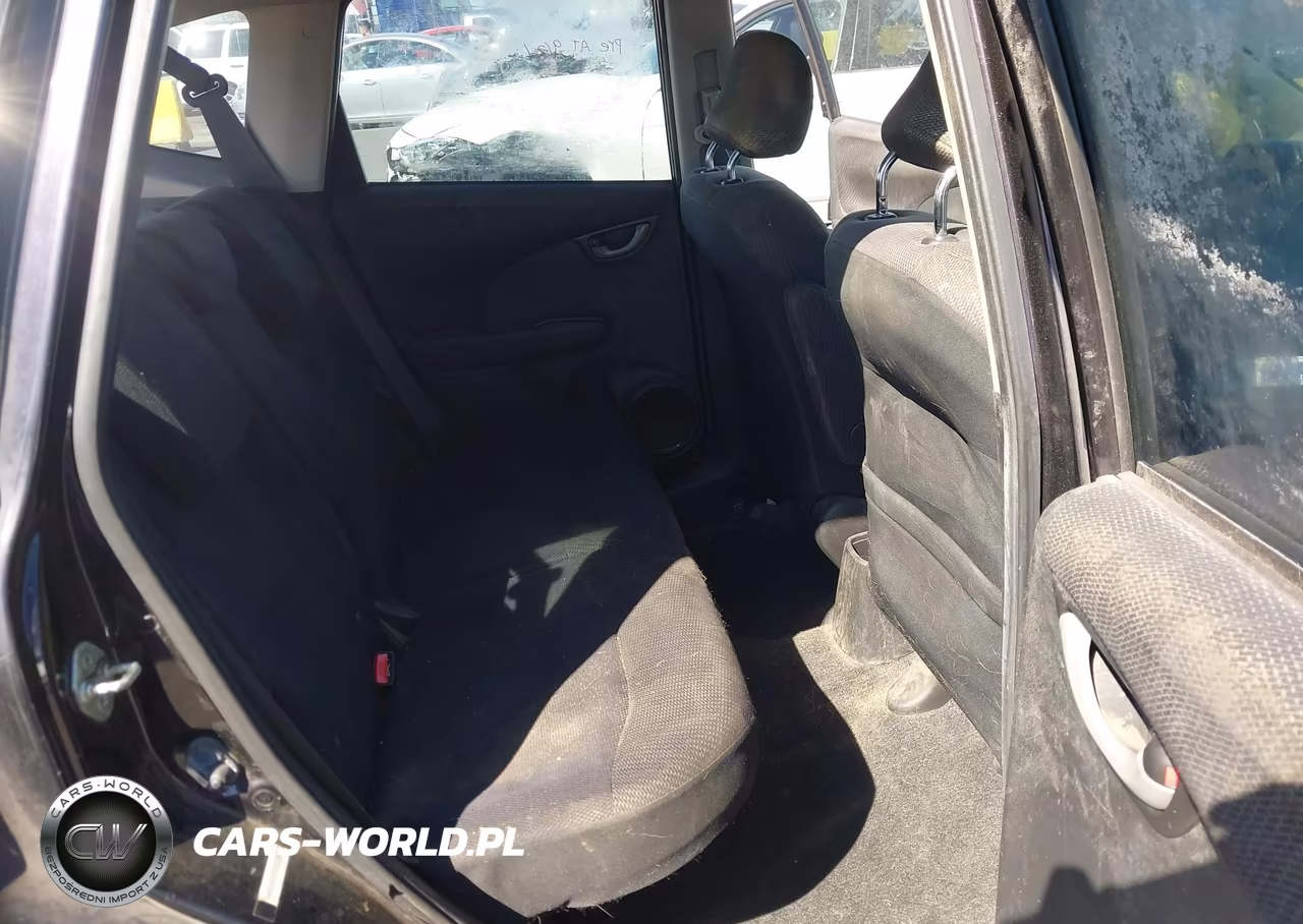 2013 Honda Fit Sport VIN:JHMGE8H67DC020594 - 8