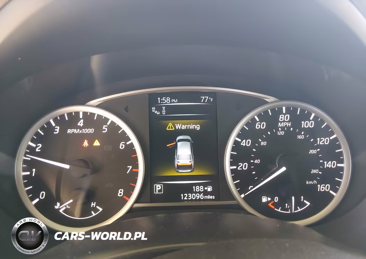 2018 Nissan Sentra Sr VIN:3N1AB7AP3JY204949 - 7