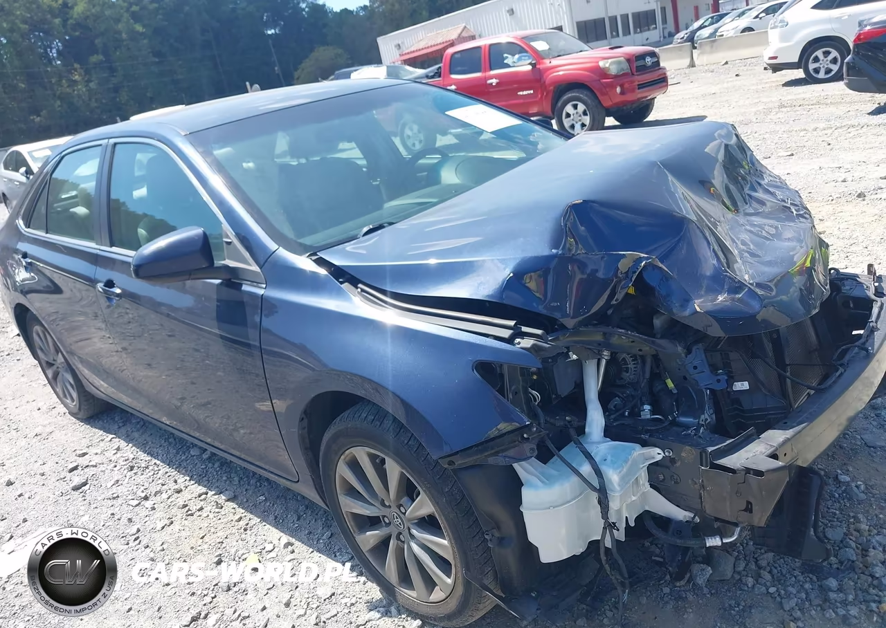 2016 Toyota Camry Xle VIN:4T4BF1FK3GR550383 - 1