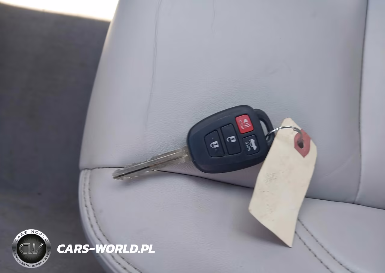 2016 Toyota Camry Xle VIN:4T4BF1FK3GR550383 - 11