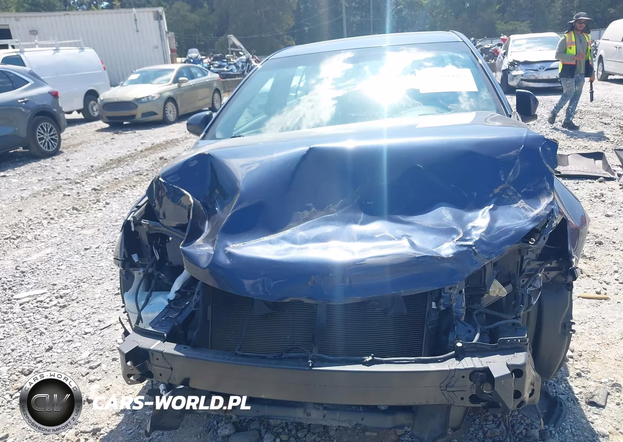 2016 Toyota Camry Xle VIN:4T4BF1FK3GR550383 - 12