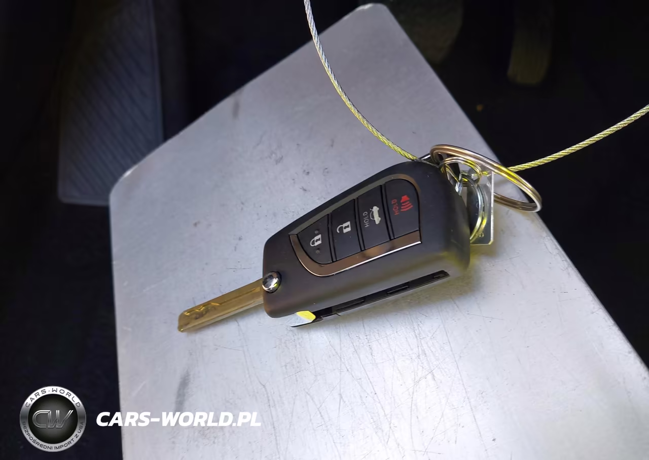 2025 Toyota Corolla Hybrid Le VIN:JTDBCMFE4S3086148 - 11