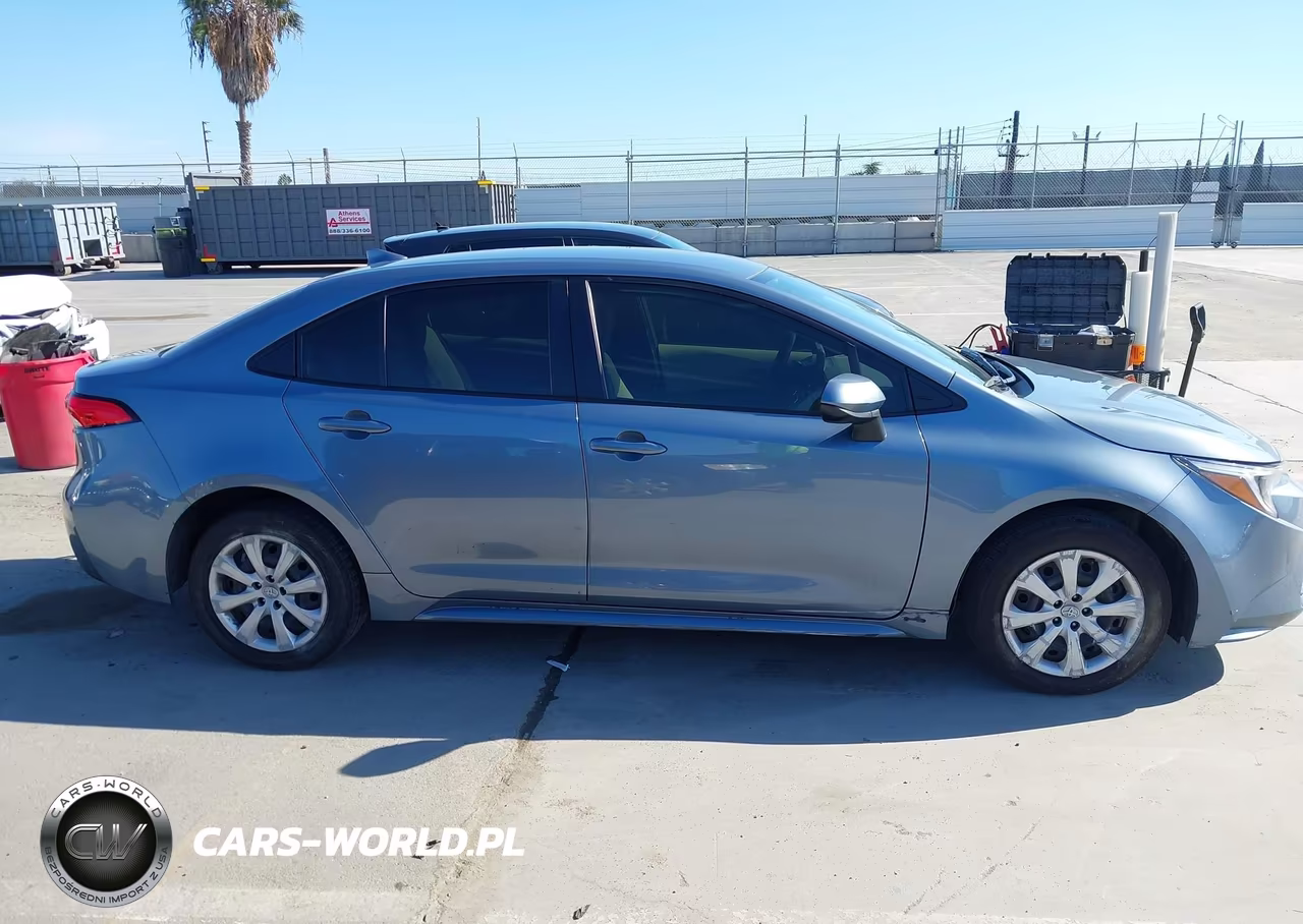 2025 Toyota Corolla Hybrid Le VIN:JTDBCMFE4S3086148 - 13