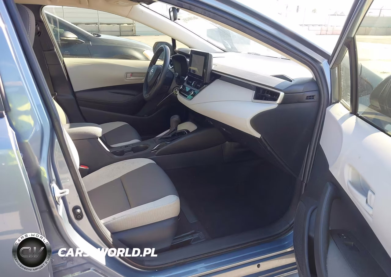 2025 Toyota Corolla Hybrid Le VIN:JTDBCMFE4S3086148 - 5
