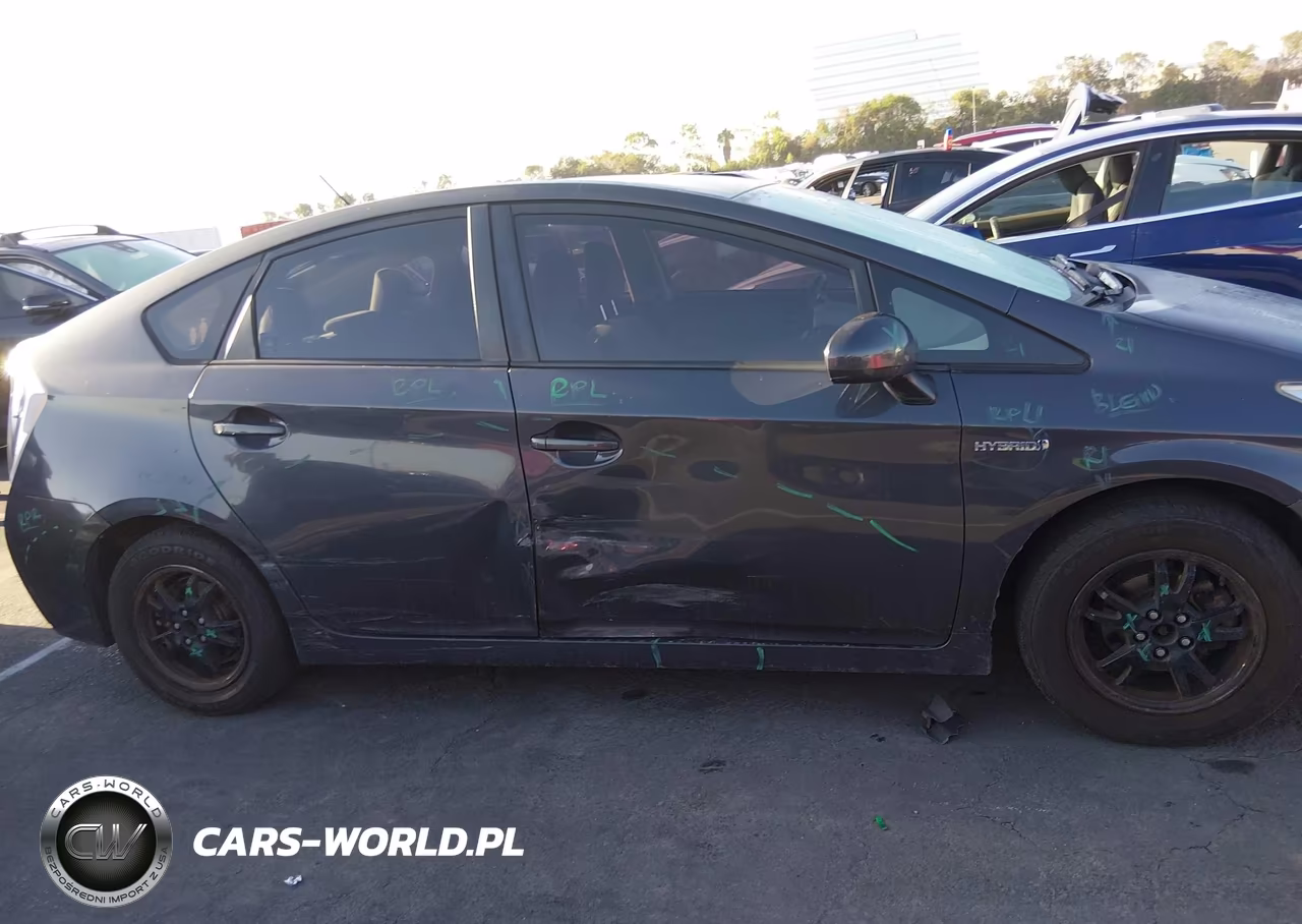 2012 Toyota Prius Two VIN:JTDKN3DU5C1536692 - 13