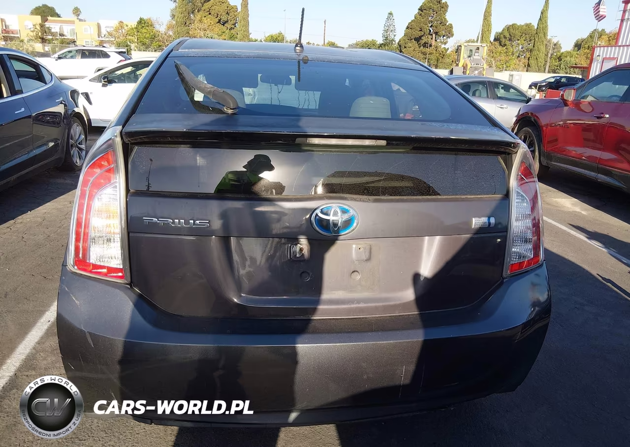 2012 Toyota Prius Two VIN:JTDKN3DU5C1536692 - 16