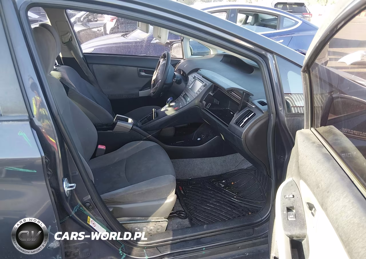 2012 Toyota Prius Two VIN:JTDKN3DU5C1536692 - 5