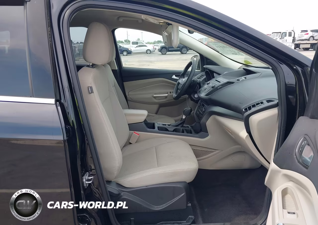 2017 Ford Escape Se VIN:1FMCU9GD1HUE47435 - 5