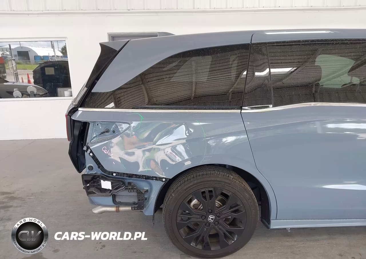 2025 Honda Odyssey Sport-L VIN:5FNRL6H73SB071068 - 6
