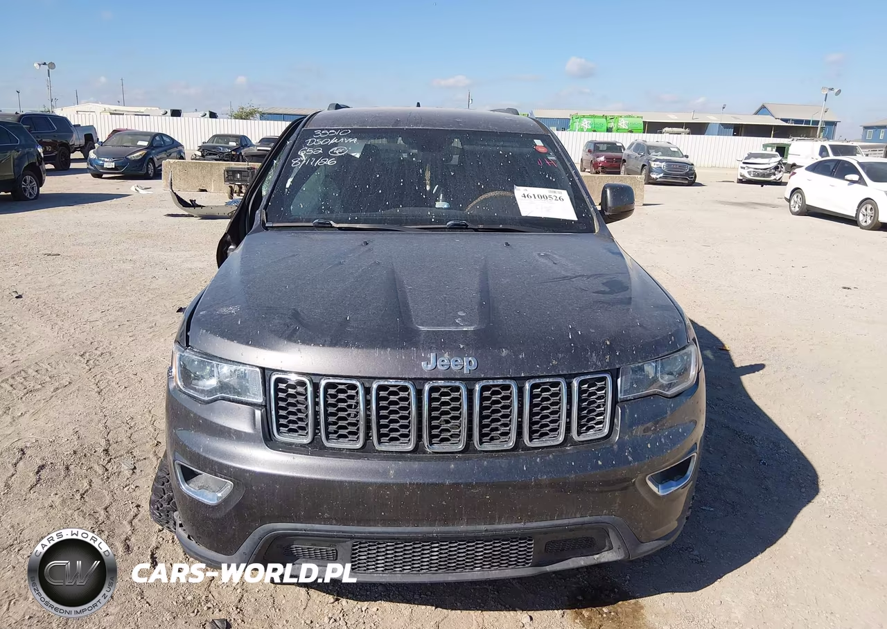 2017 Jeep Grand Cherokee Laredo 4X2 VIN:1C4RJEAG0HC685608 - 11