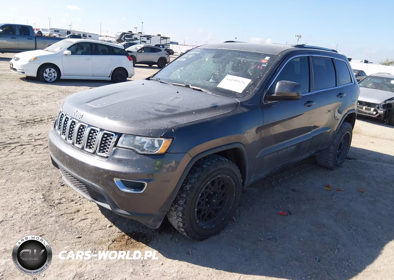 2017 Jeep Grand Cherokee Laredo 4X2 VIN:1C4RJEAG0HC685608 - 2