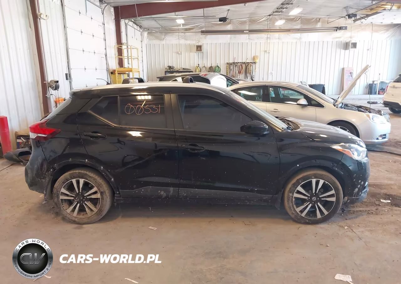 2018 Nissan Kicks Sv VIN:3N1CP5CU0JL508559 - 13