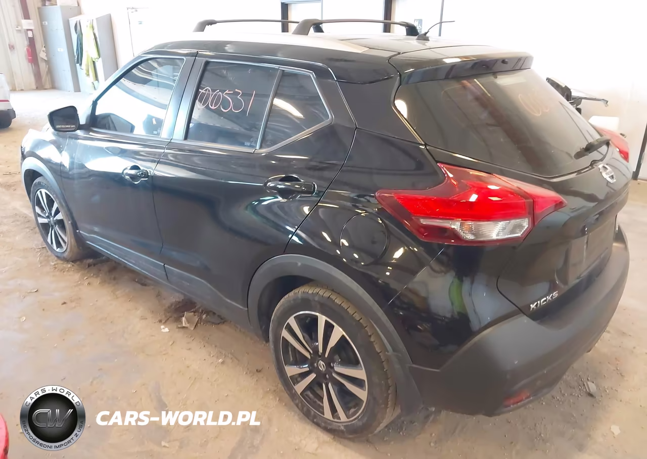 2018 Nissan Kicks Sv VIN:3N1CP5CU0JL508559 - 3