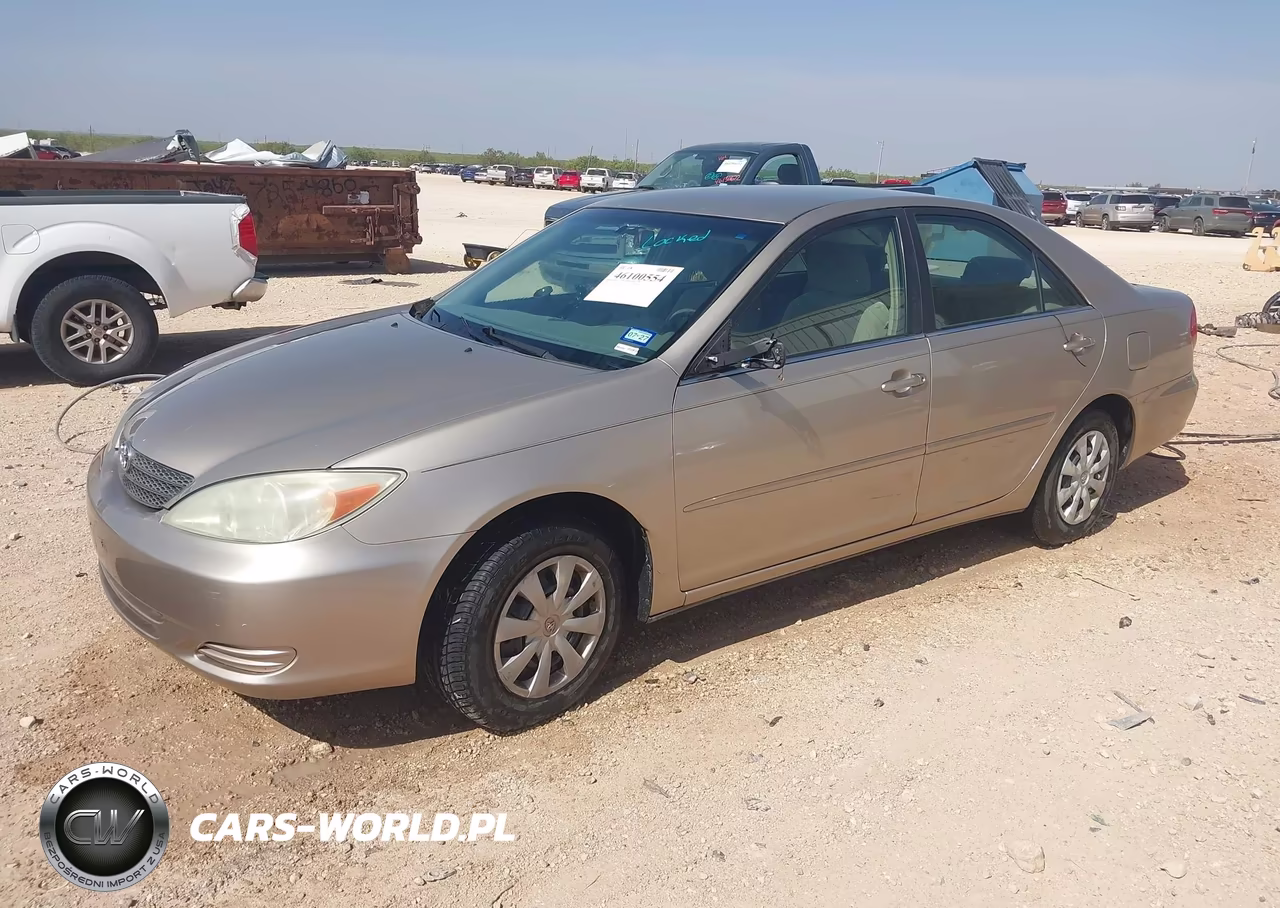 2002 Toyota Camry Le VIN:JTDBE32K220118399 - 2