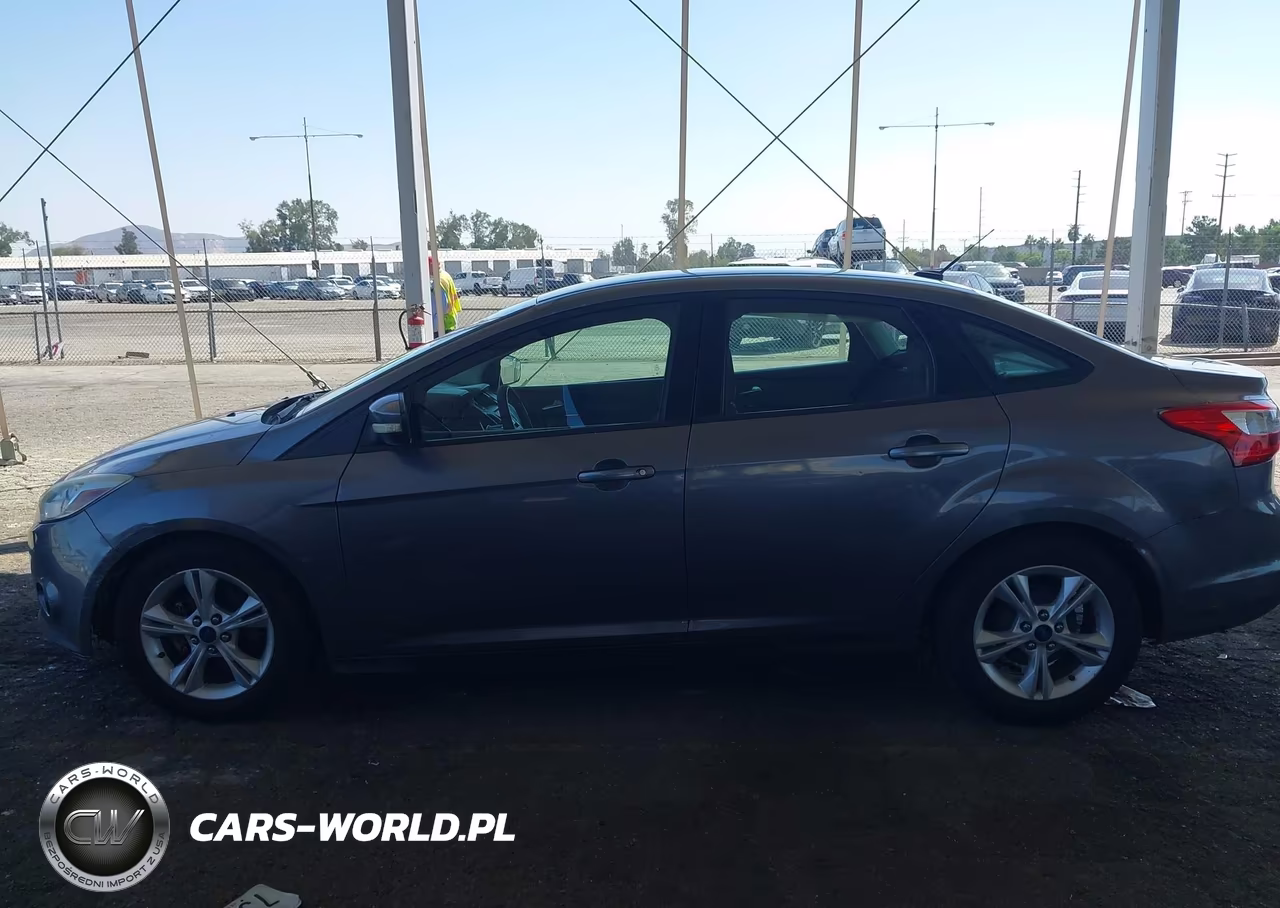 2014 Ford Focus Se VIN:1FADP3F27EL432720 - 14