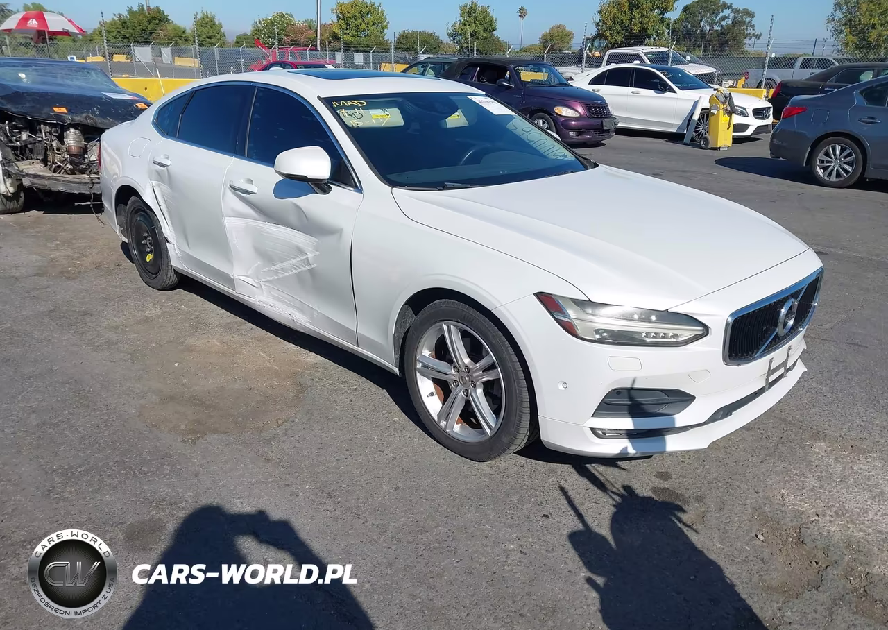 2017 Volvo S90 T5 Momentum – zdjęcie 1 z 16