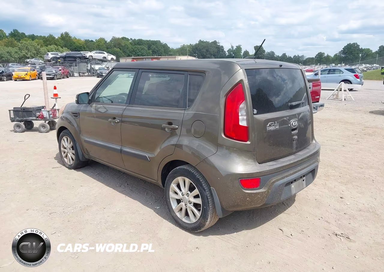 2013 Kia Soul + VIN:KNDJT2A64D7545318 - 3