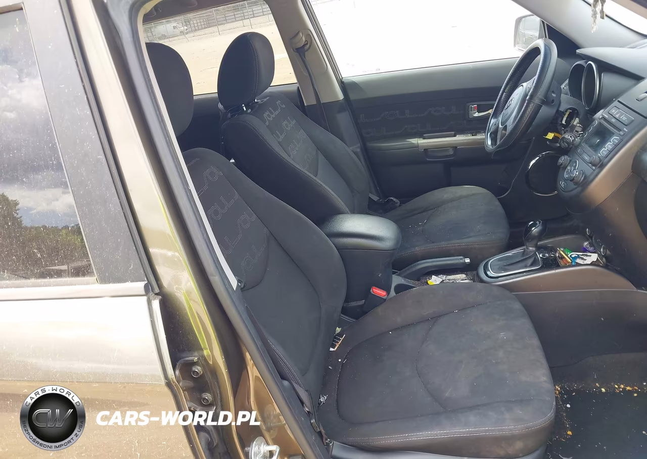2013 Kia Soul + VIN:KNDJT2A64D7545318 - 5