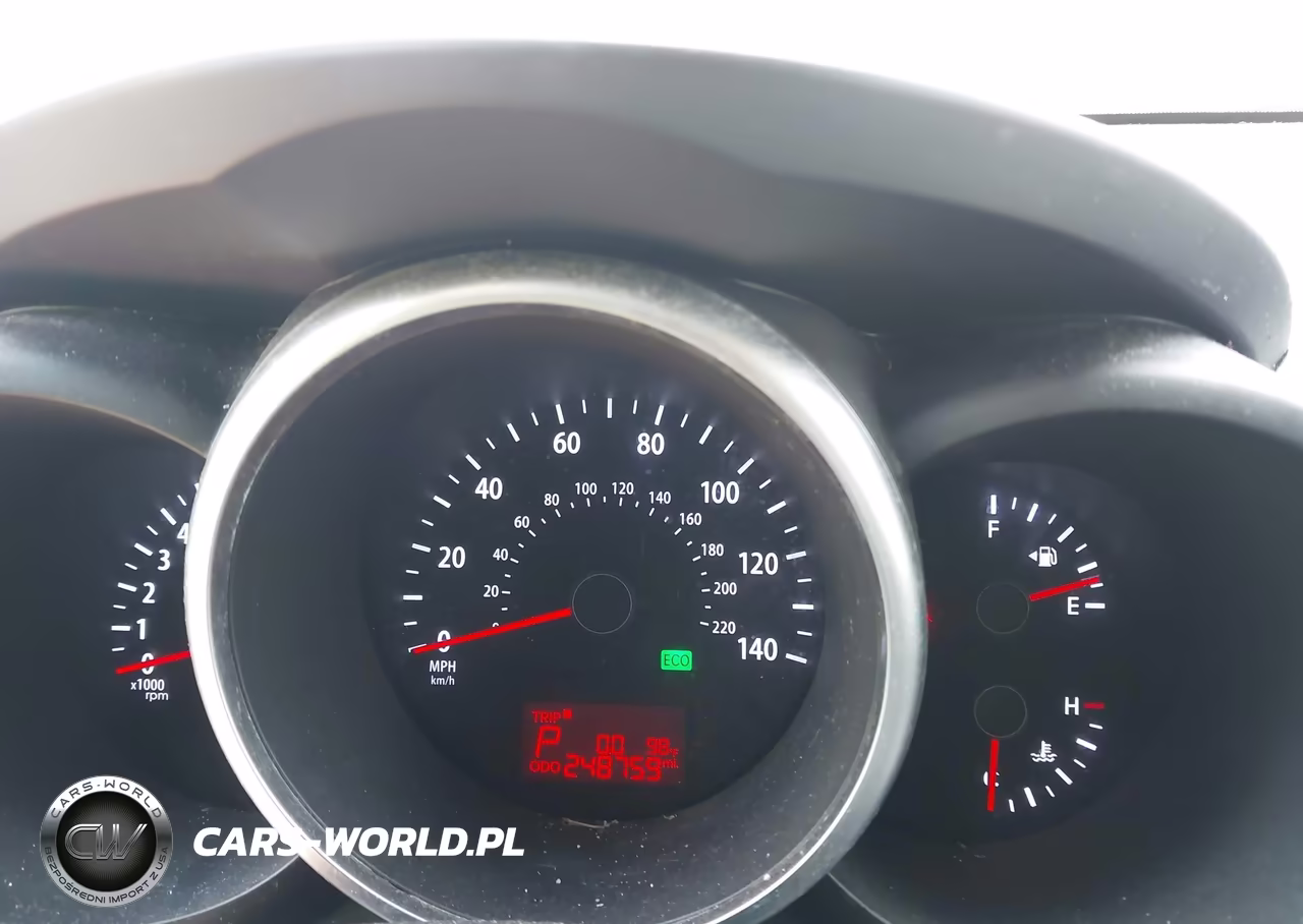 2013 Kia Soul + VIN:KNDJT2A64D7545318 - 7