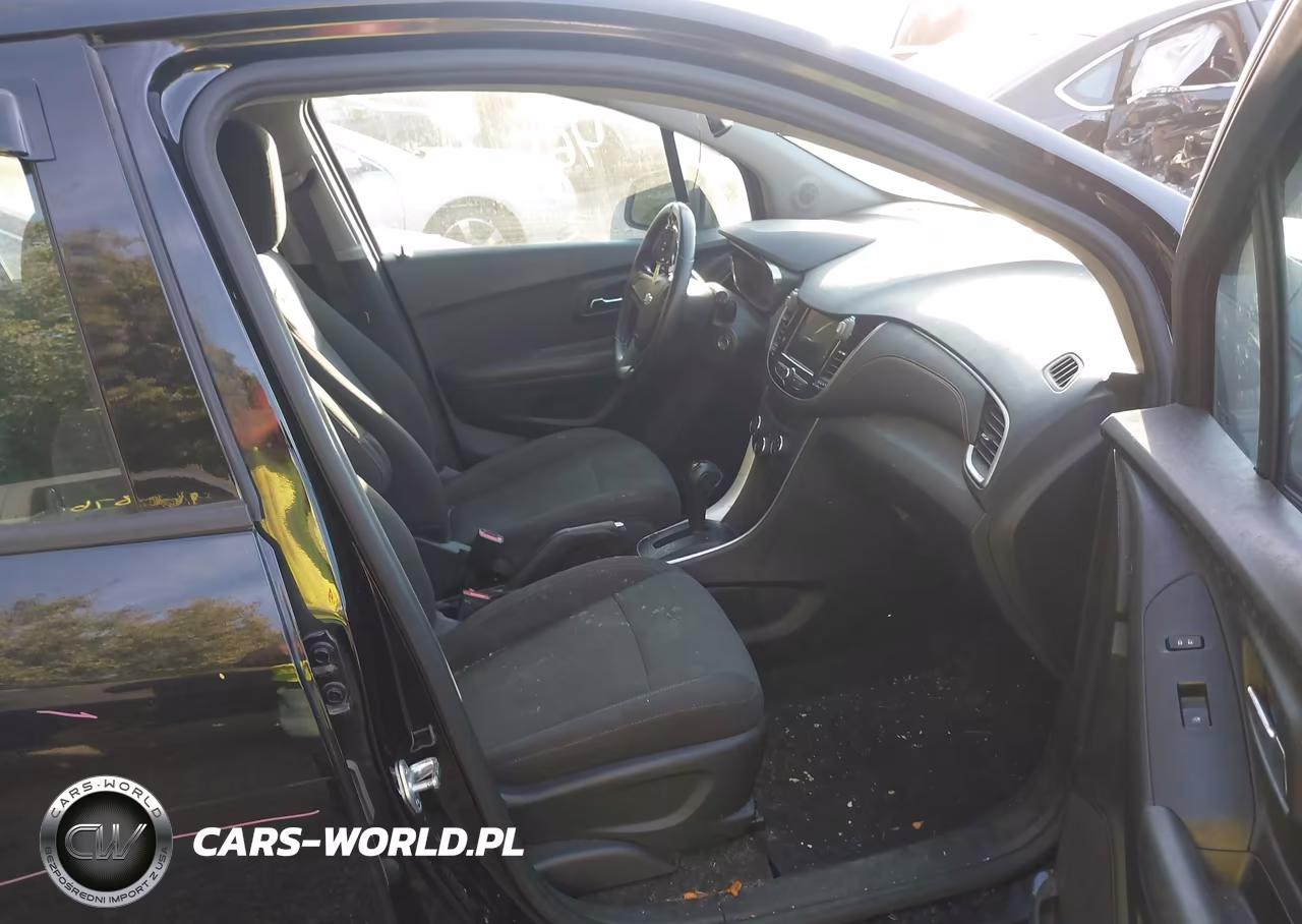 2020 Chevrolet Trax Fwd Ls VIN:KL7CJKSB6LB070922 - 5