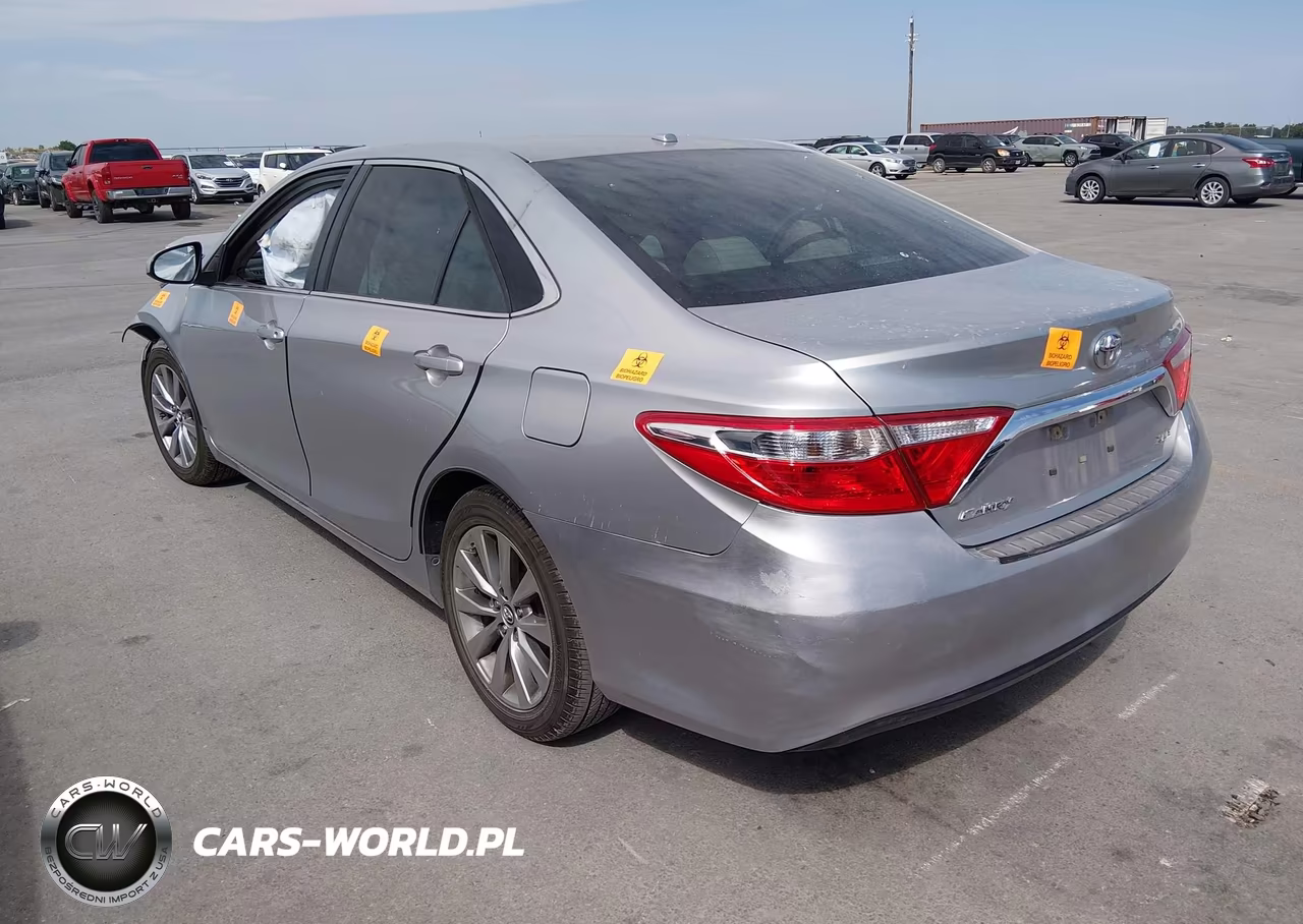 2017 Toyota Camry Xle VIN:4T1BF1FK5HU428216 - 3