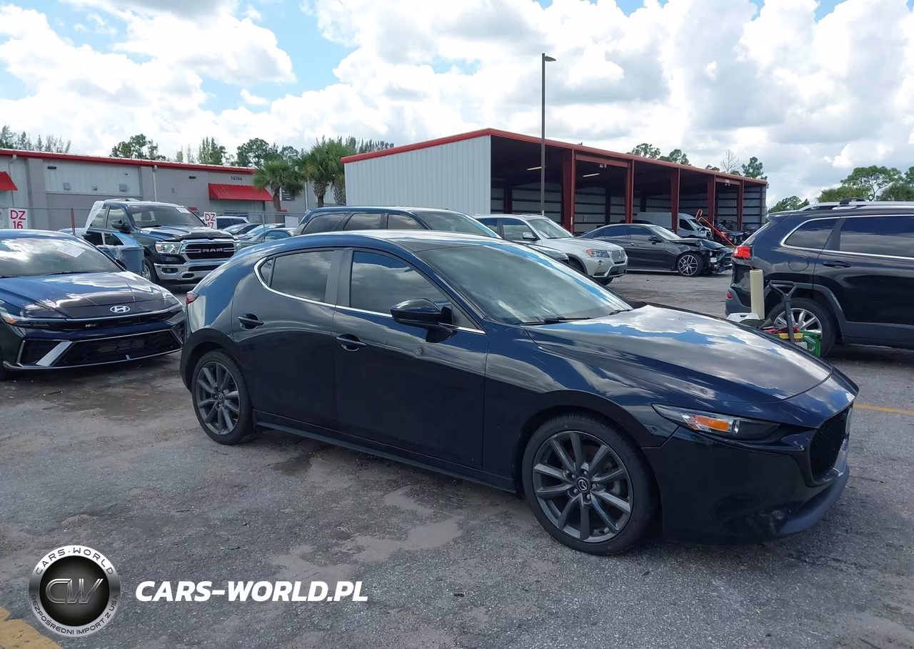 2021 Mazda Mazda3 Select