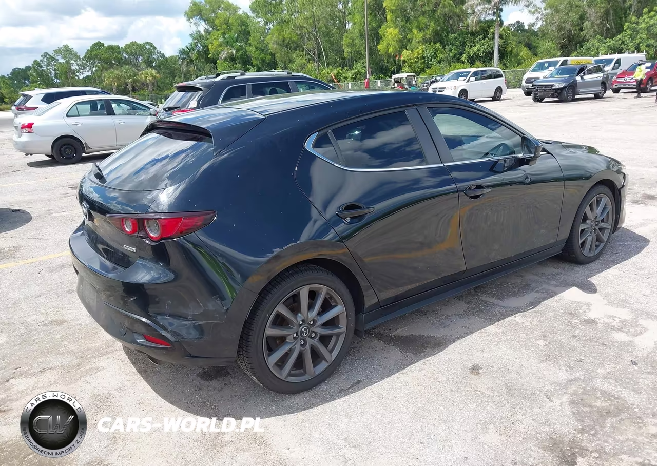 2021 Mazda Mazda3 Select VIN:JM1BPAKL2M1329154 - 4