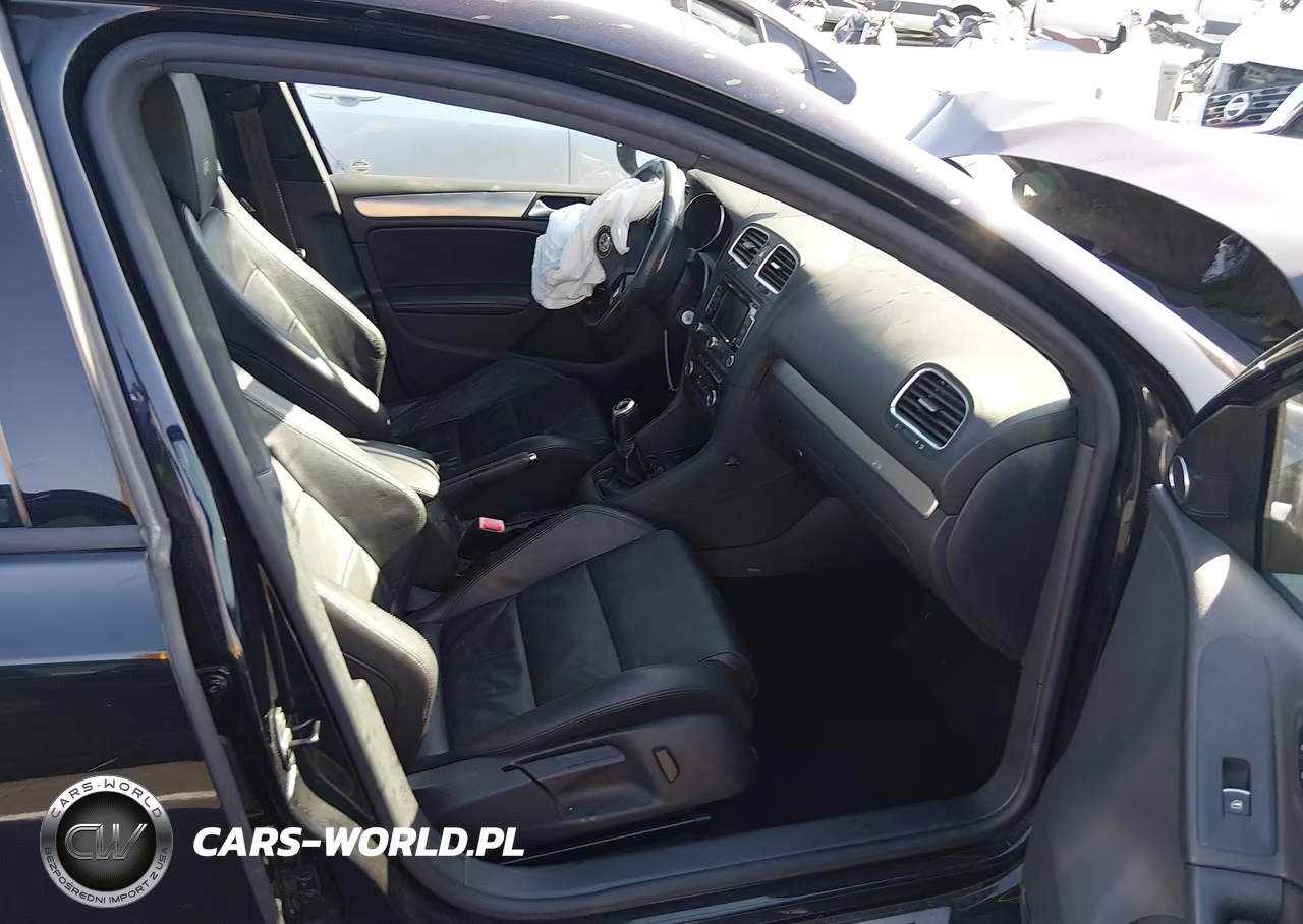 2012 Volkswagen Golf R 4-Door VIN:WVWPF7AJ2CW309595 - 5
