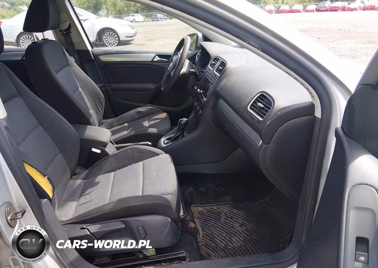 2012 Volkswagen Golf 2.5L 4-Door VIN:WVWDB7AJ0CW253090 - 5