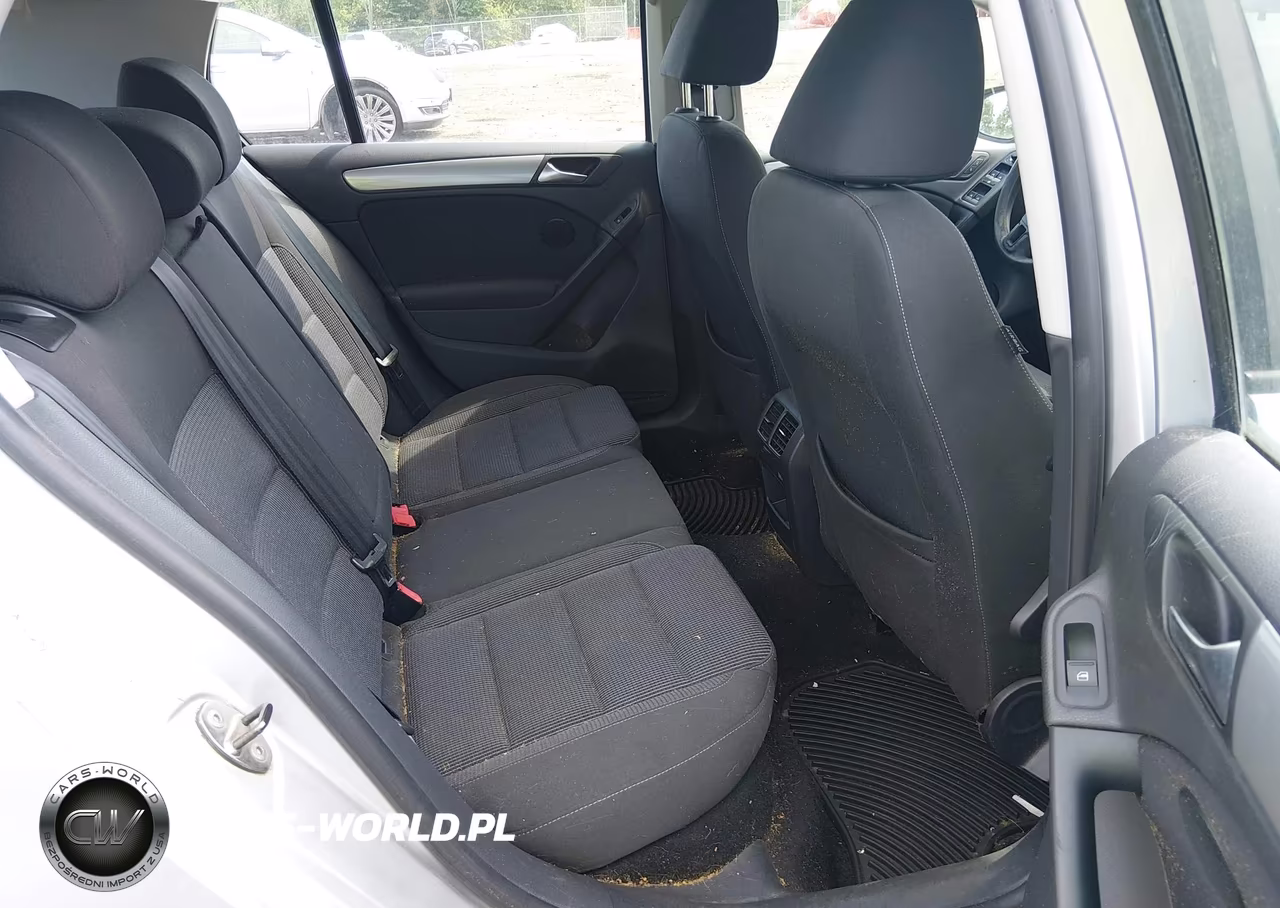 2012 Volkswagen Golf 2.5L 4-Door VIN:WVWDB7AJ0CW253090 - 8