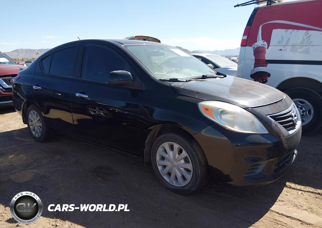 2013 Nissan Versa 1.6 Sv