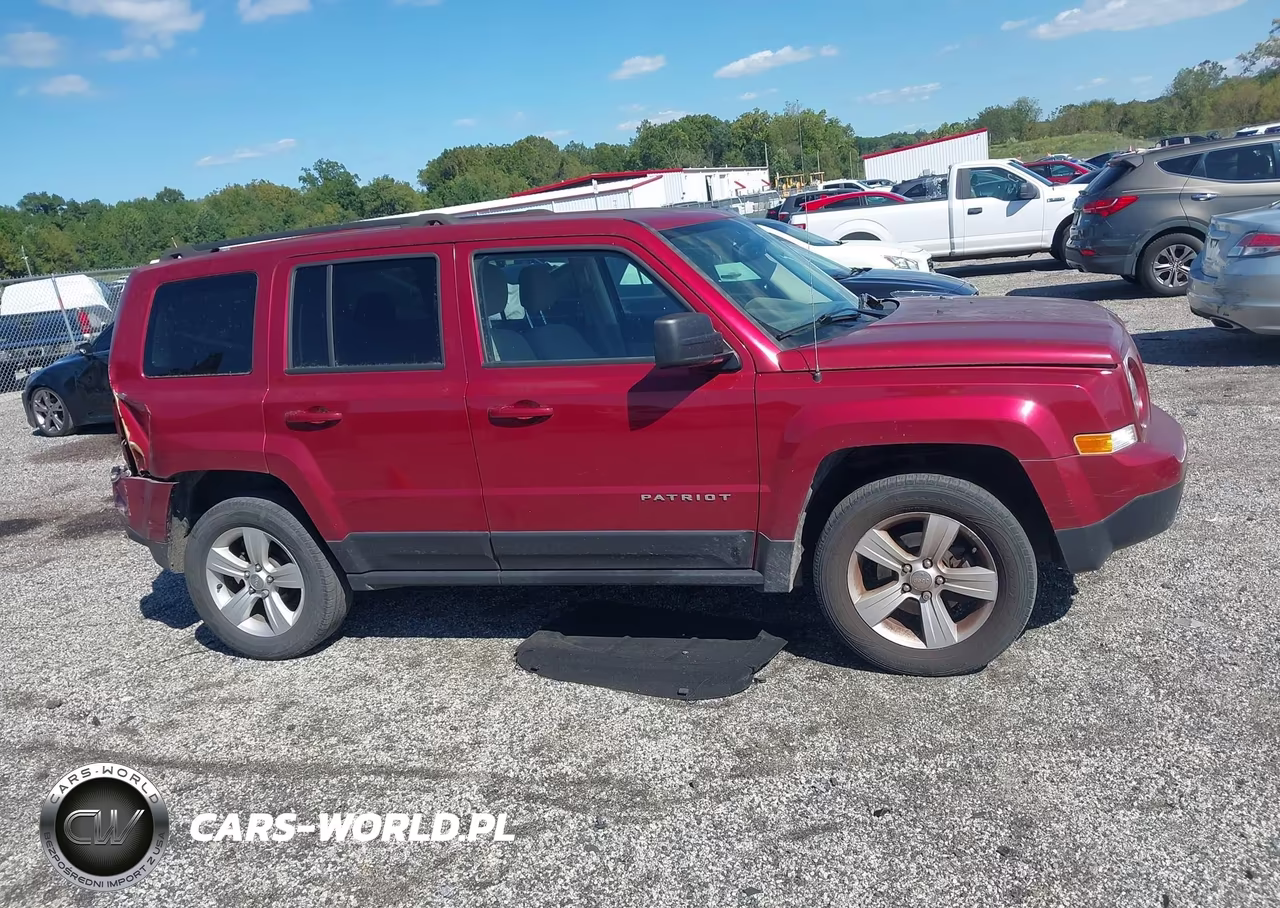 2017 Jeep Patriot Latitude 4X4 VIN:1C4NJRFB6HD107722 - 13