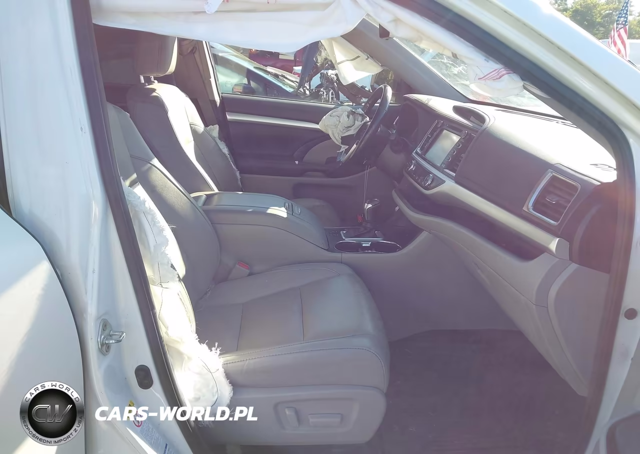 2019 Toyota Highlander Xle VIN:5TDJZRFH5KS706277 - 5