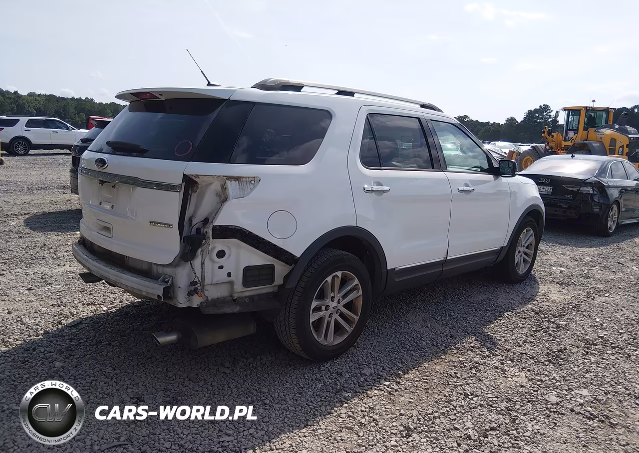 2014 Ford Explorer Xlt VIN:1FM5K7D82EGB57063 - 4